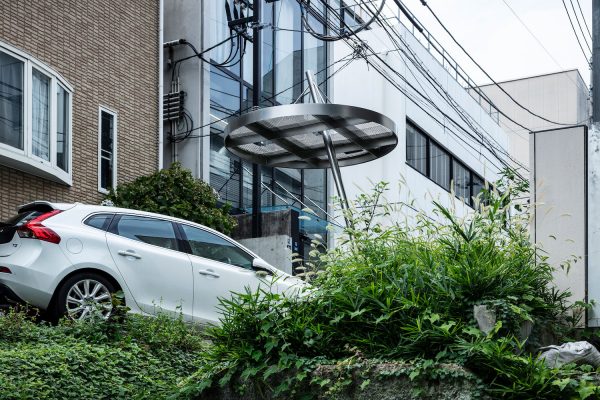 https://cekai.jp/wp/wp-content/uploads/2019/07/25_A-sunshade-in-Minami-Aoyama-600x400.jpg